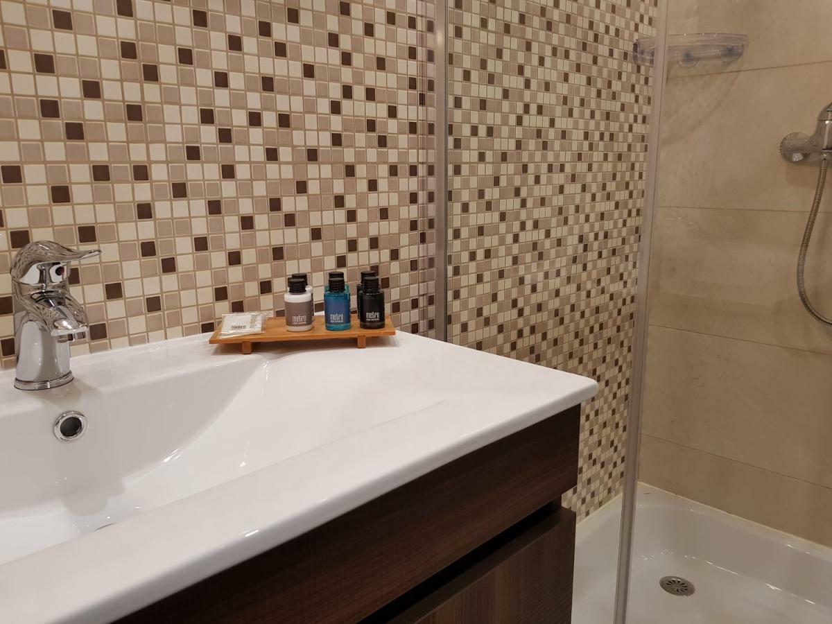 22 Oporto Guesthouse ภายนอก รูปภาพ