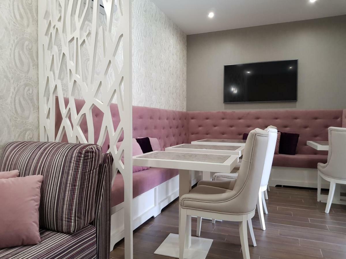 22 Oporto Guesthouse ภายนอก รูปภาพ